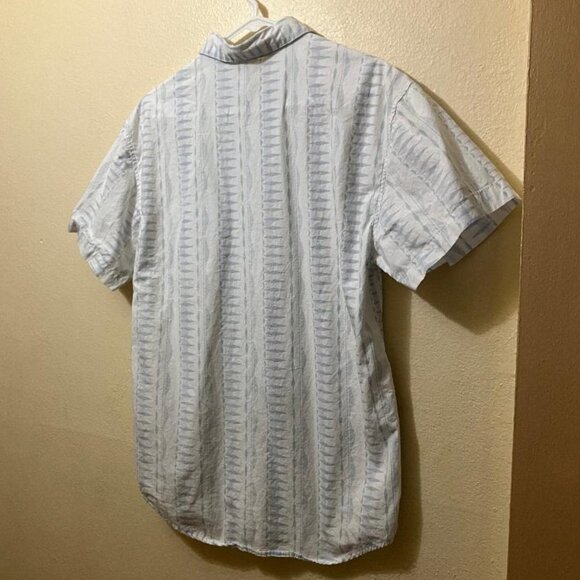 Disney Men's White/Blue Frozen 2 By Brittany Lee Button Up Shirt Size Small - Picture 2 of 6